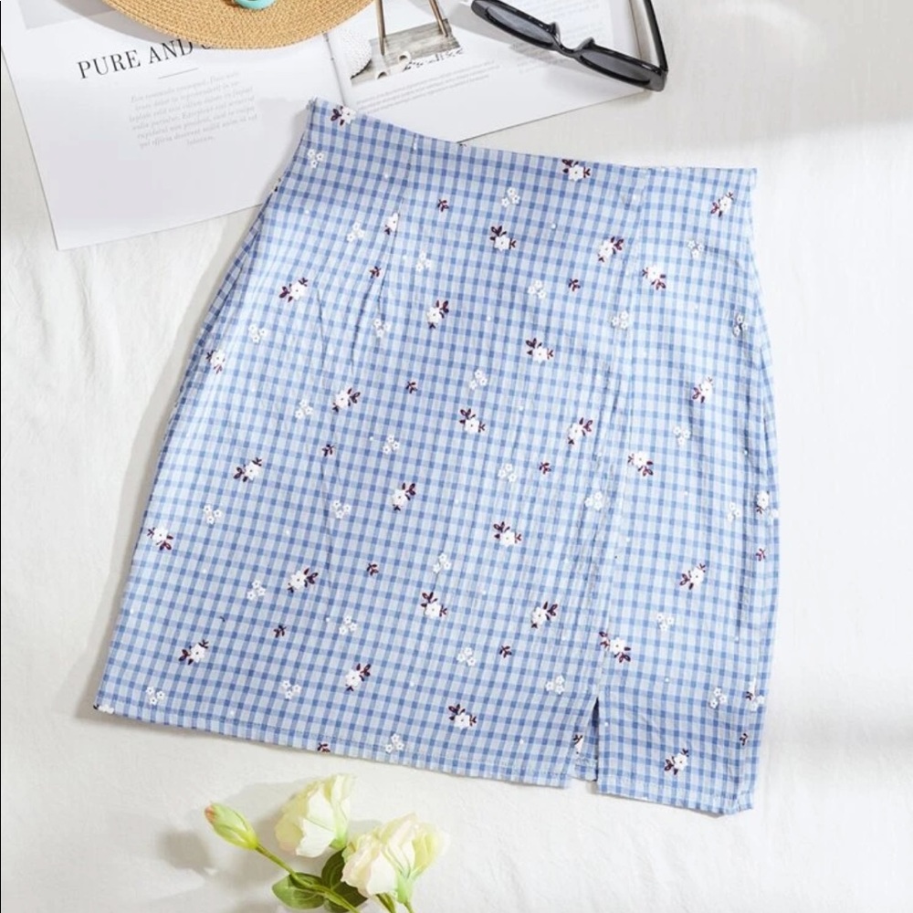 Plaid Ditsy Floral Mini Skirt NWT
